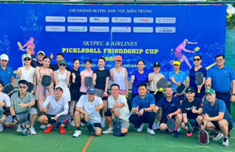 GIẢI THỂ THAO “PICKLEBALL FRIENDSHIP CUP 2025”  TẠI CHI NHÁNH SKYPEC KHU VỰC MIỀN TRUNG  CHUẨN MỰC DỊCH VỤ - GẮN KẾT BỀN LÂU